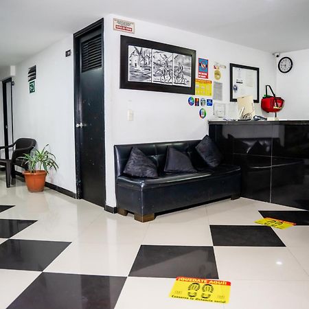 Hotel Laureles De Aburra Medellín Kültér fotó