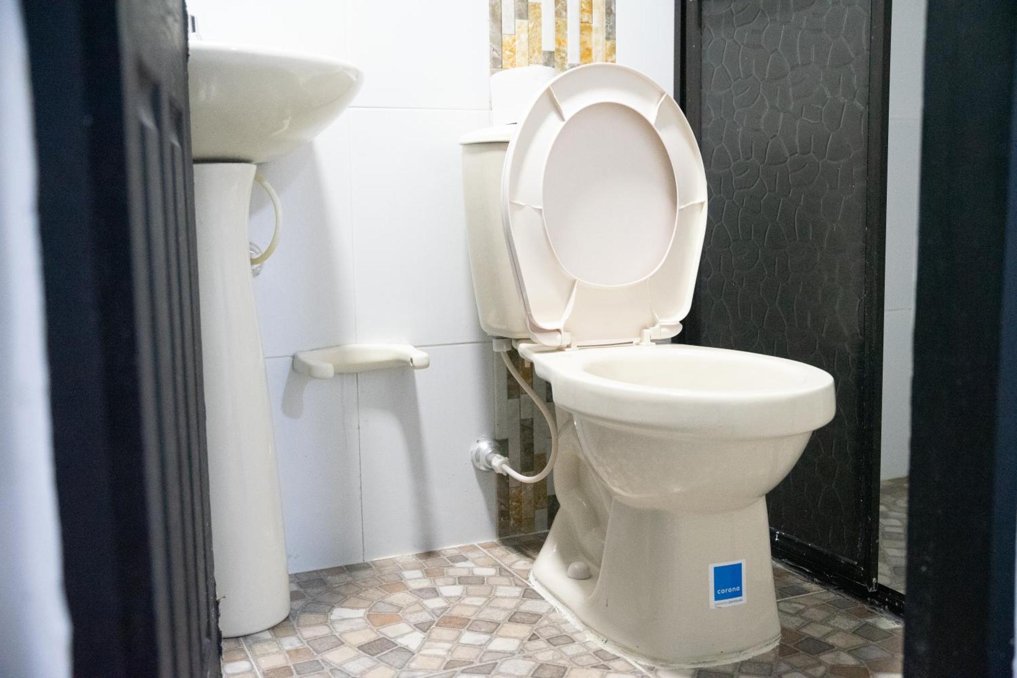 Hotel Laureles De Aburra Medellín Kültér fotó